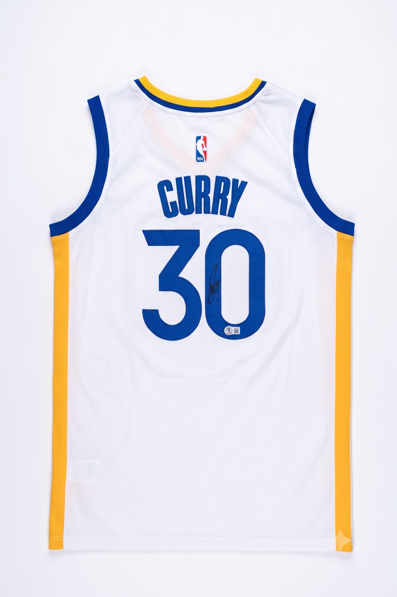 Stephen Curry Signed Authentic Golden State Warriors Jersey – Beckett Certified