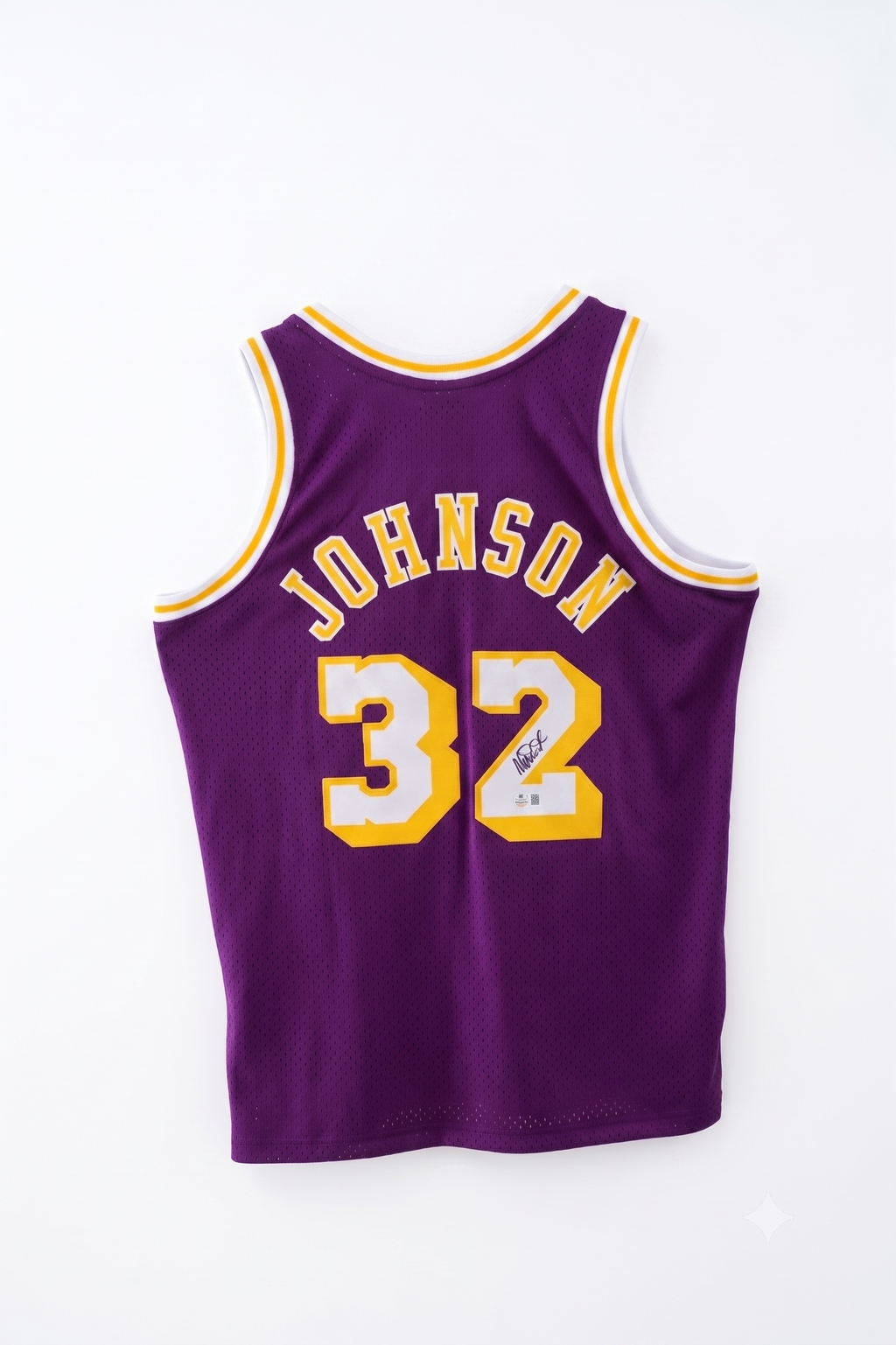 Magic Johnson Signed Authentic Los Angeles Lakers Jersey – Beckett Certified
