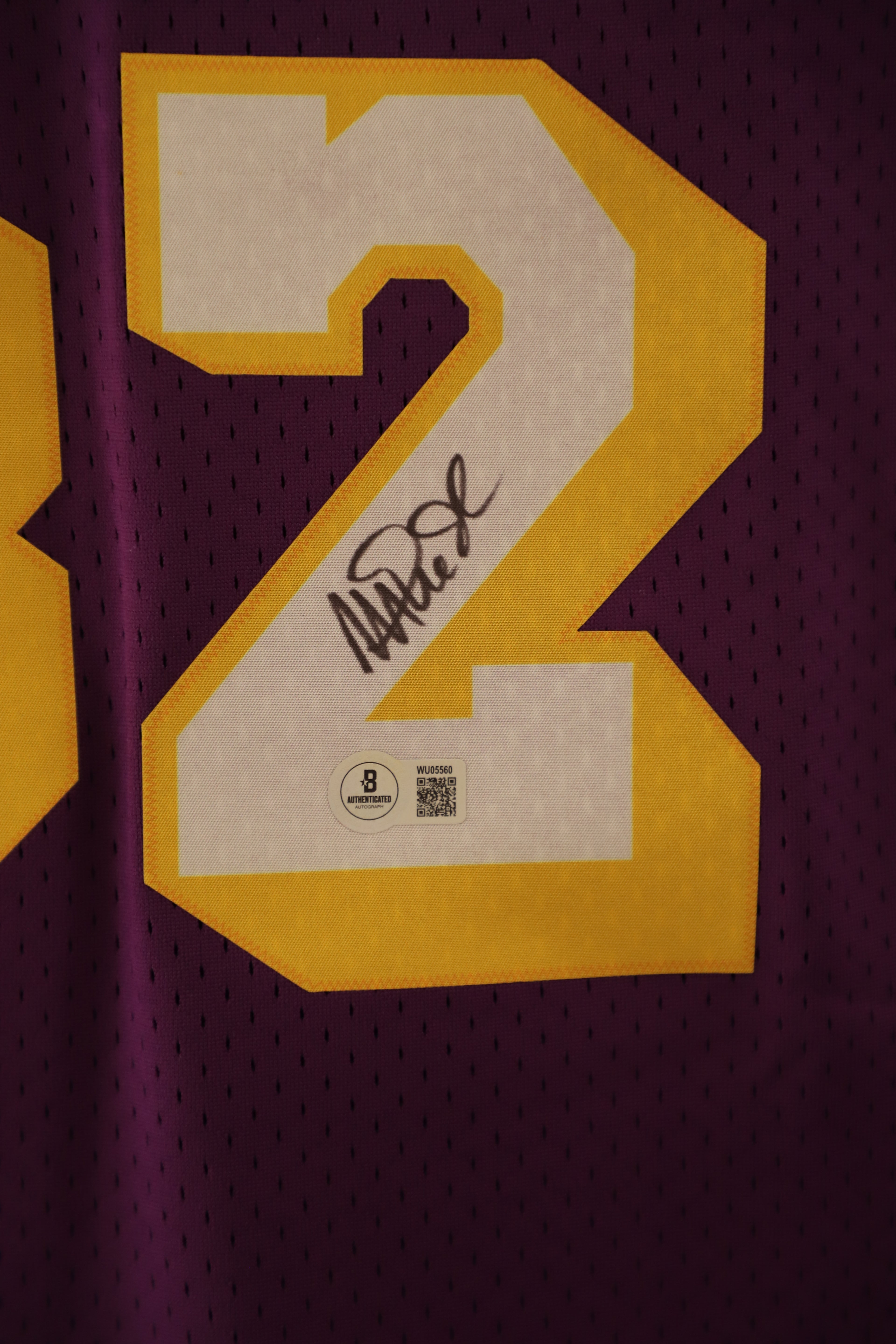 Magic Johnson Signed Authentic Los Angeles Lakers Jersey – Beckett Certified