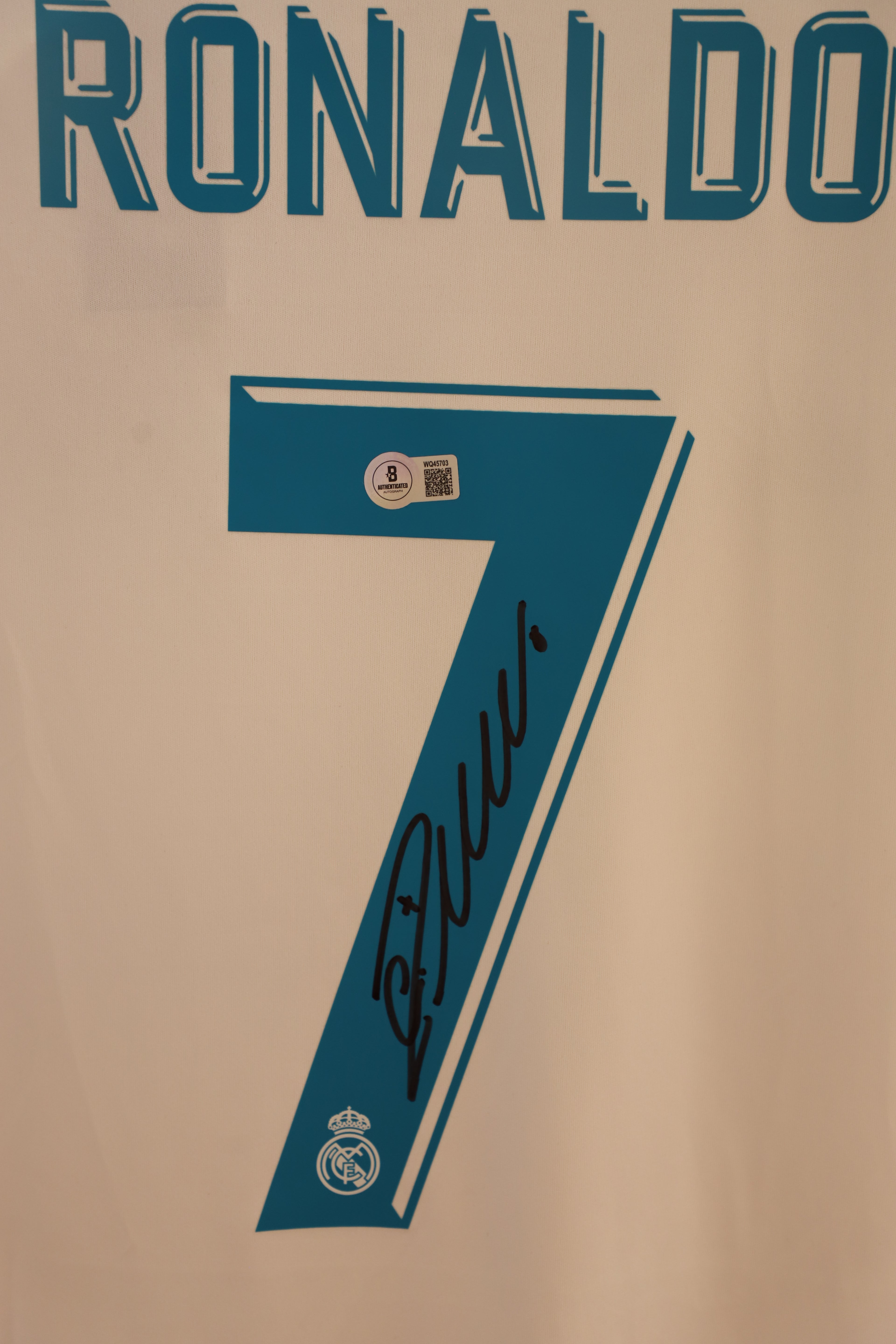 Cristiano Ronaldo Signed Real Madrid 2018 Champions League Final Home Jersey – Beckett Authenticated