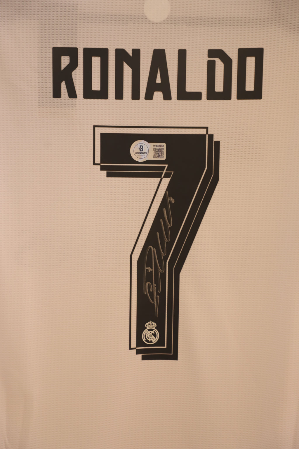 Cristiano Ronaldo Signed Real Madrid 2017 Champions League Final Jersey – Beckett Authenticated