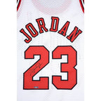 Michael Jordan Signed Chicago Bulls 1997–98 Hardwood Classics Jersey – Upper Deck Authenticated